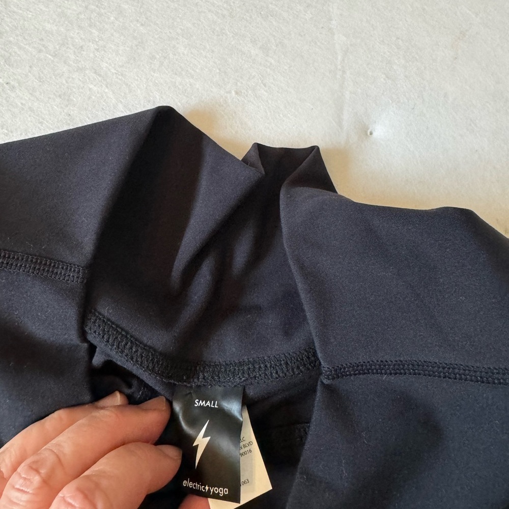 🆕TERESA GIUDICE 2 pocket Yoga workout Shorts - Picture 5 of 7